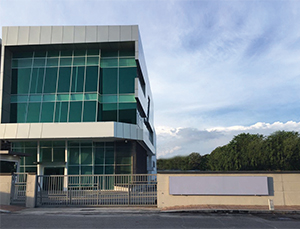 Manufacturer using the HRM.my system in Petaling Jaya Selangor